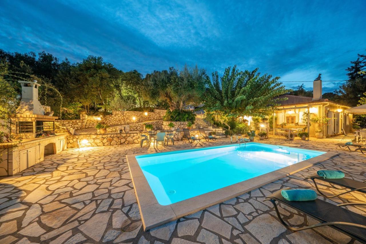 Villa Private Close To Famous Myrtos With Private Boat! Agia Efimia