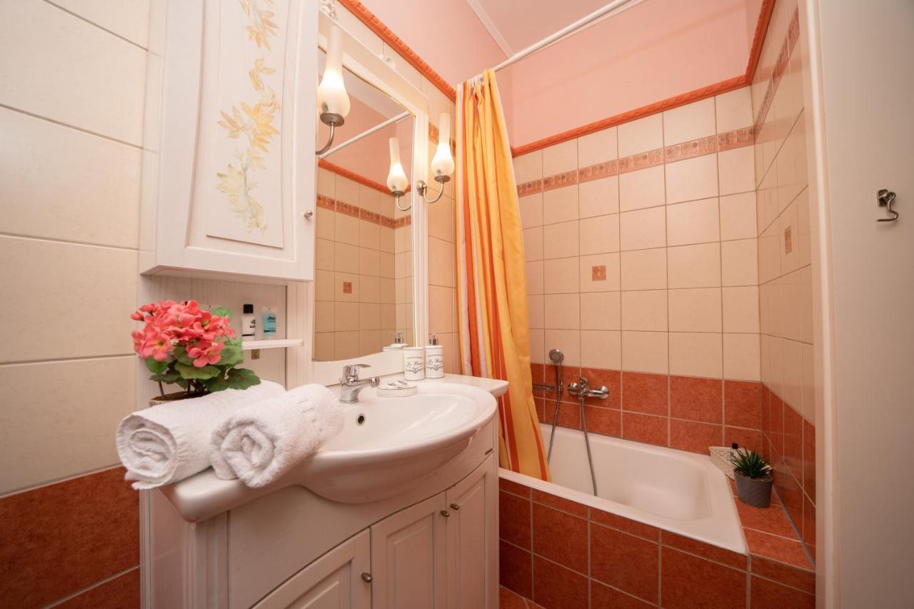 Private Close To Famous Myrtos With Private Boat! Villa Agia Efimia